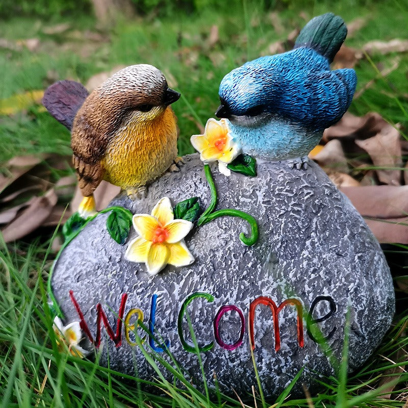 Garden simulation bird with pastoral resin ornaments