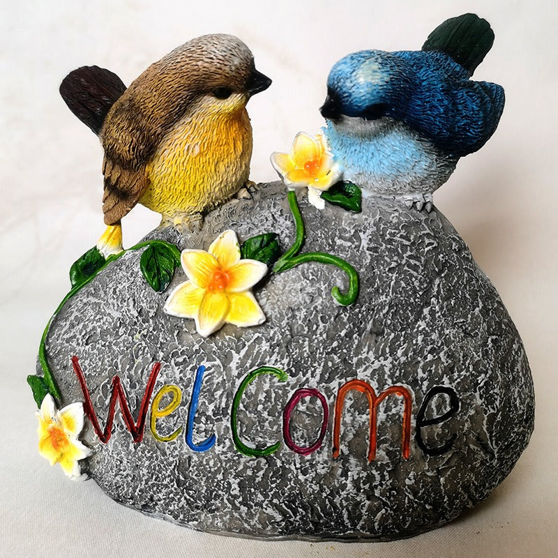 Garden simulation bird with pastoral resin ornaments