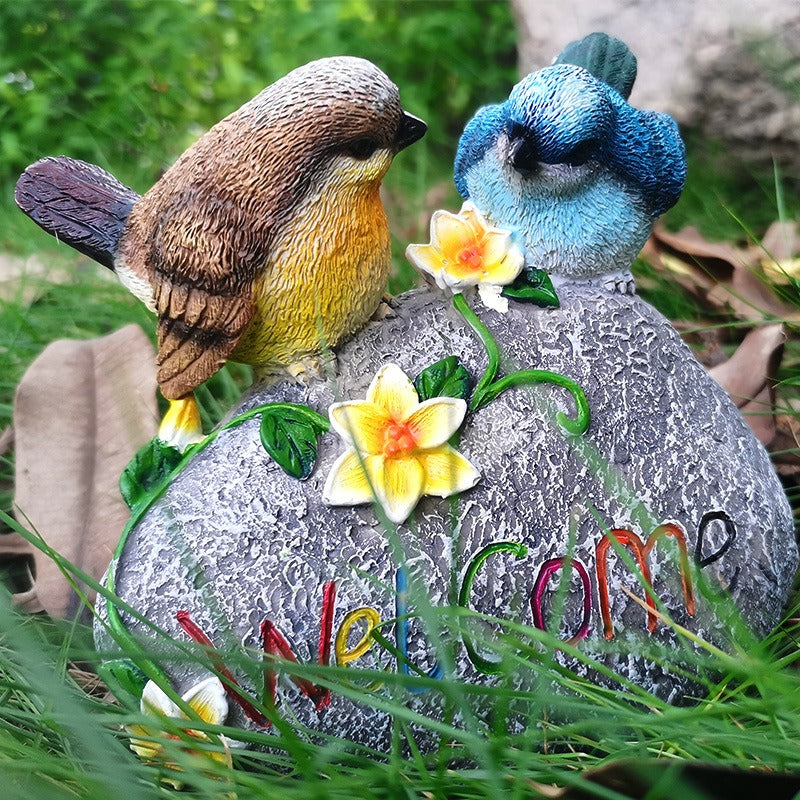 Garden simulation bird with pastoral resin ornaments